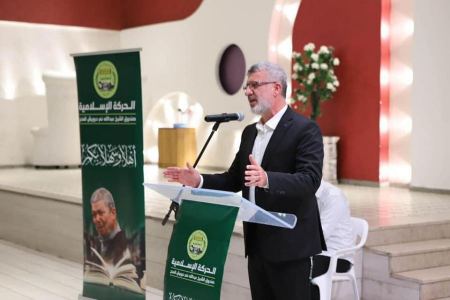عجلة الزمن تدور بسرعة، فالحذر الحذر